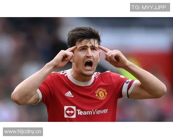 金球奖赛场微妙小动作引发热议明星们无意间的举动成焦点